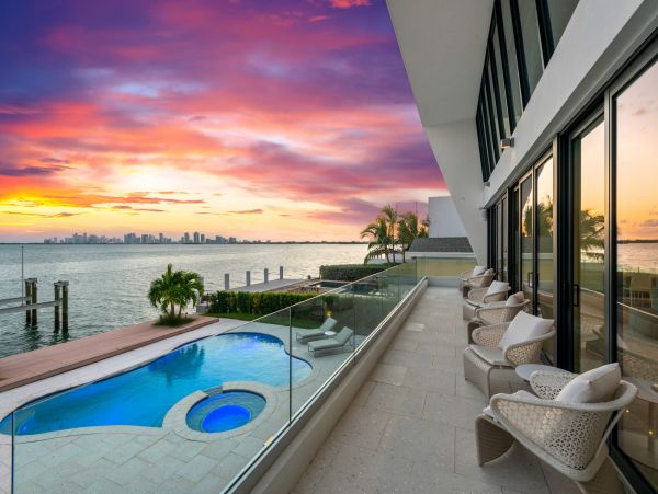 Miami Beach Home 954845
