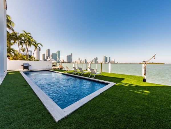 Miami Beach Home 954846