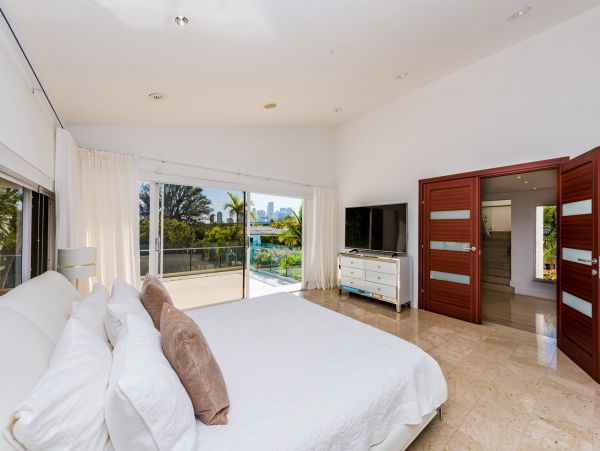 Miami Beach Home 954846