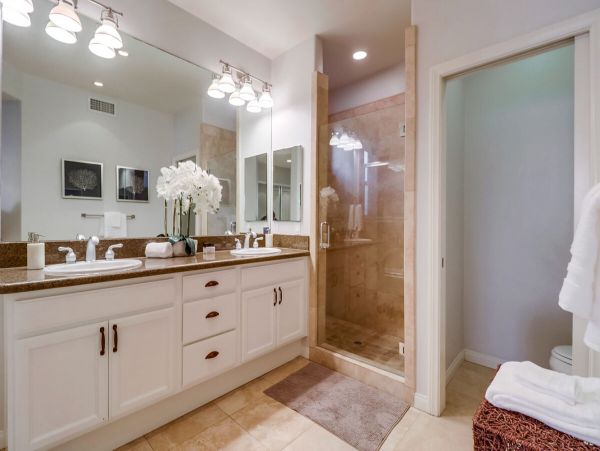 Newly Remodelled Home in Bird Rock!
