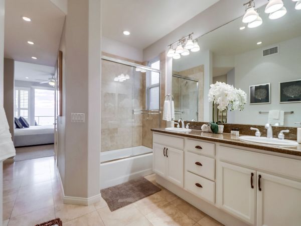 Newly Remodelled Home in Bird Rock!