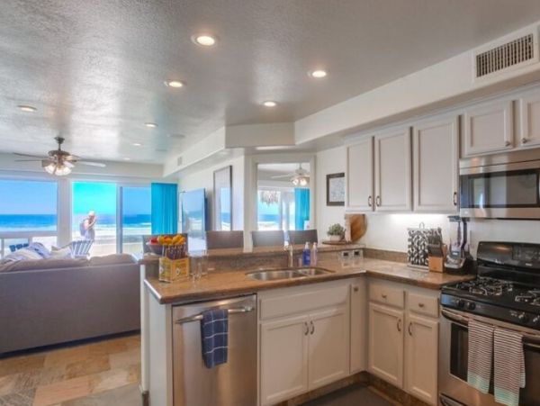 Newly Remodelled Home in Bird Rock!