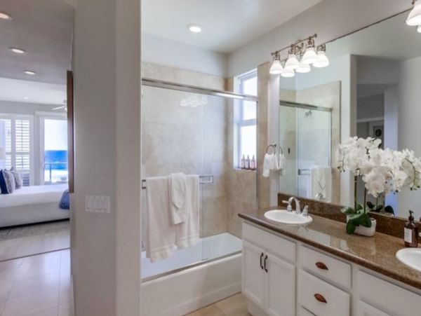 Newly Remodelled Home in Bird Rock!