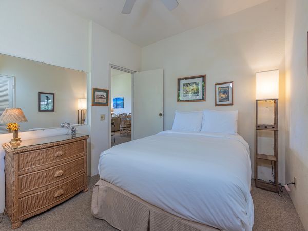 Partial Oceanviews Wailea Vacation Condo Sleeps 6 Guests