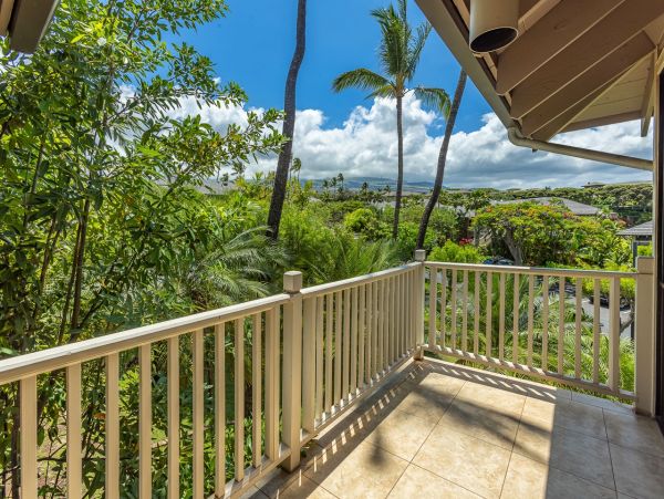Partial Oceanviews Wailea Vacation Condo Sleeps 6 Guests