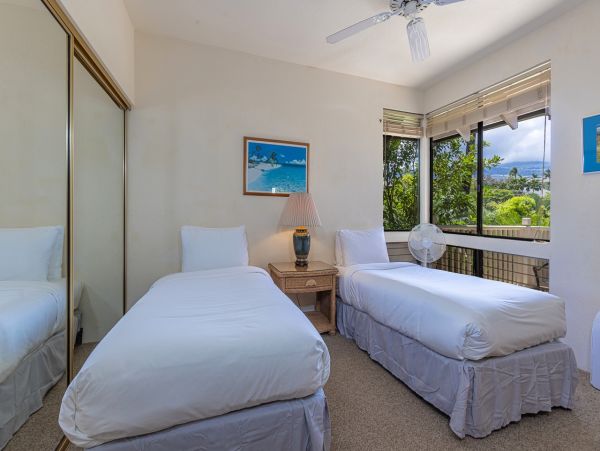 Partial Oceanviews Wailea Vacation Condo Sleeps 6 Guests