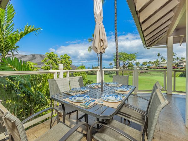 Partial Oceanviews Wailea Vacation Condo Sleeps 6 Guests