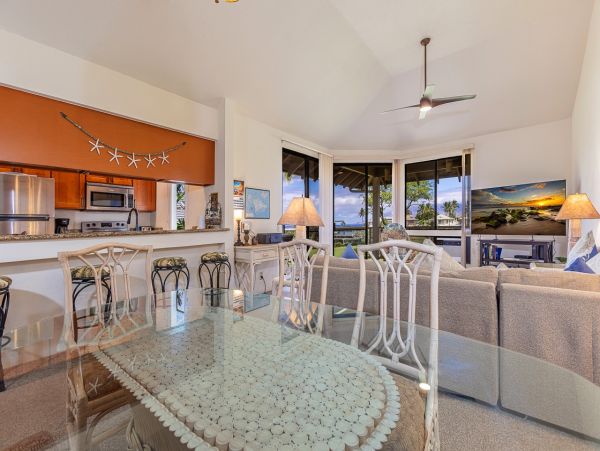 Partial Oceanviews Wailea Vacation Condo Sleeps 6 Guests