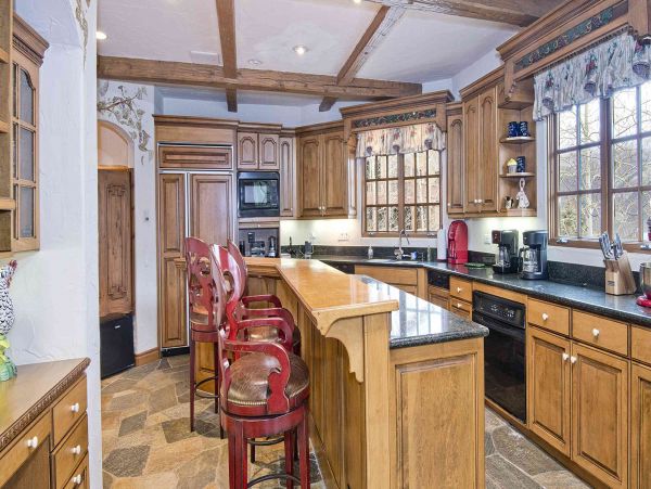 Beaver Creek Luxury 5 Bedroom Vacation Mountain Views