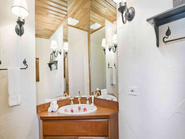 Beaver Creek Luxury 5 Bedroom Vacation Mountain Views