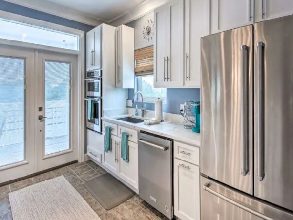 Santa Rosa Vacation Home Sleeps 30 Short Walk to Beach