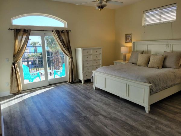 Walk to Beach Panama City Vacation Home Six Bedroom