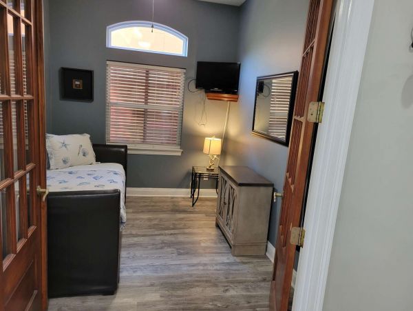 Walk to Beach Panama City Vacation Home Six Bedroom