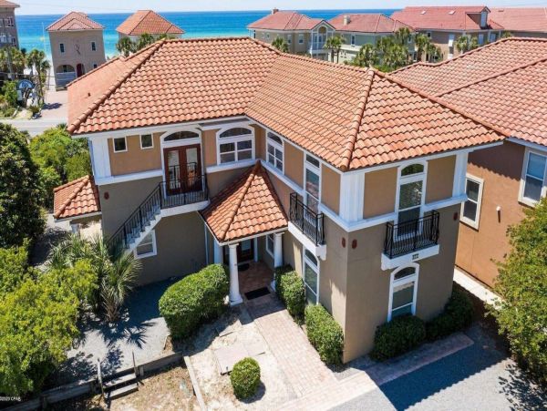 Walk to Beach Panama City Vacation Home Six Bedroom