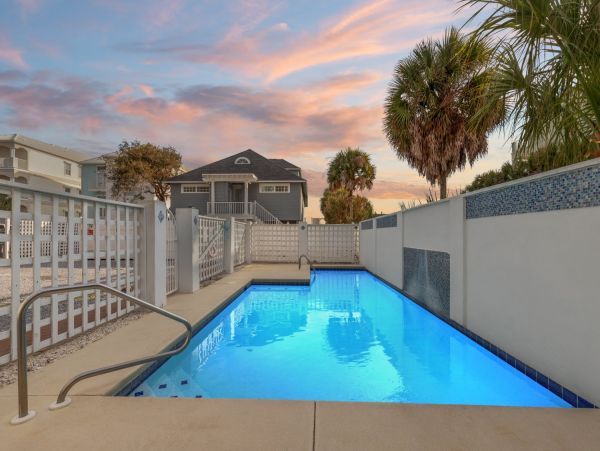 Luxury Santa Rosa Beach 6 Bedroom Home Private Pool and Beach Access