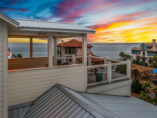 Luxury 5 Bedroom Vacation Home in Santa Rosa Beach with Pool