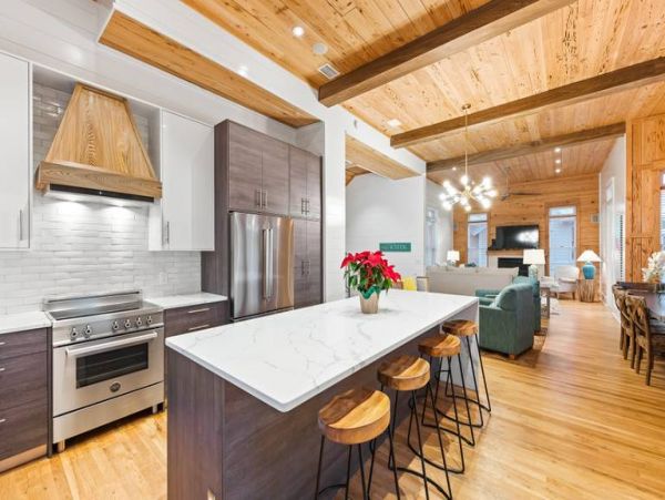 Luxury 5 Bedroom Vacation Home in Santa Rosa Beach with Pool