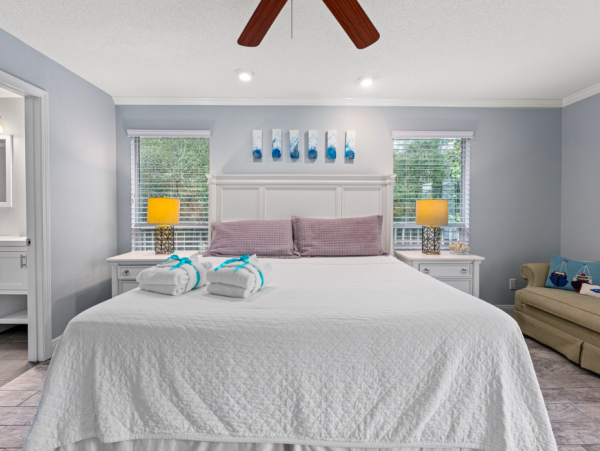 Spacious 5-Bedroom Retreat with Private Pool in Seagrove Beach