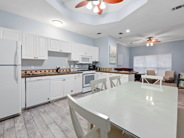 Spacious 5-Bedroom Retreat with Private Pool in Seagrove Beach