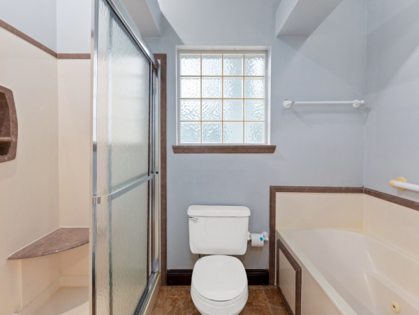 Spacious 5-Bedroom Retreat with Private Pool in Seagrove Beach