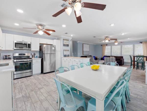 Spacious 5-Bedroom Retreat with Private Pool in Seagrove Beach