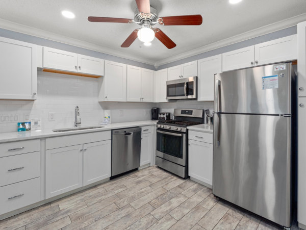 Spacious 5-Bedroom Retreat with Private Pool in Seagrove Beach