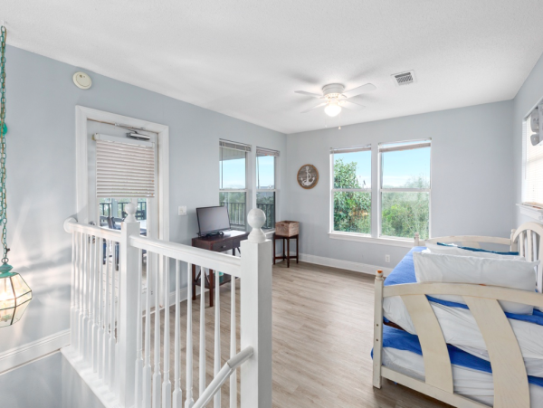 Spacious 5-Bedroom Retreat with Private Pool in Seagrove Beach