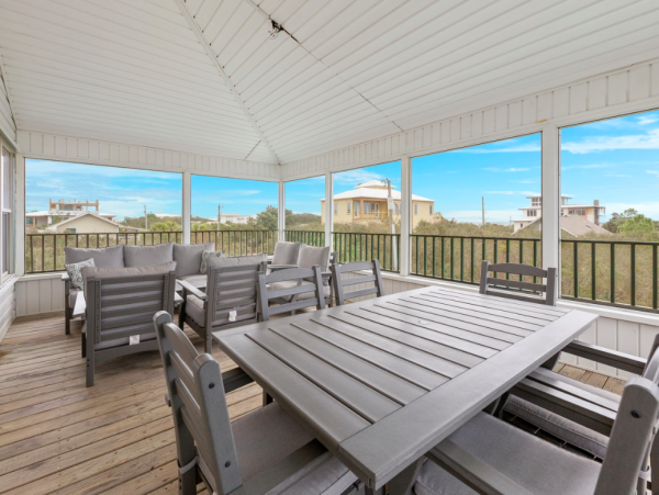 Spacious 5-Bedroom Retreat with Private Pool in Seagrove Beach
