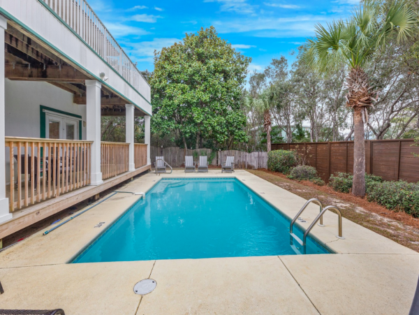 Spacious 5-Bedroom Retreat with Private Pool in Seagrove Beach