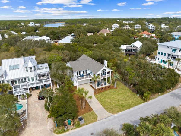 Beautiful 4-Bdrm Home Short Walk to Beach w/ Private Access in Seacrest Beach
