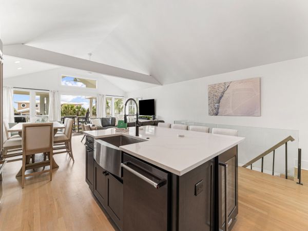 Beautiful 4-Bdrm Home Short Walk to Beach w/ Private Access in Seacrest Beach