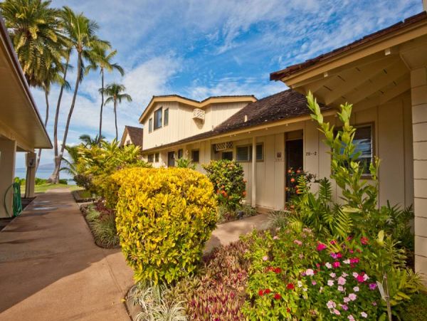 One Bedroom Lahaina Vacation Condo Sleeps 2 Guests