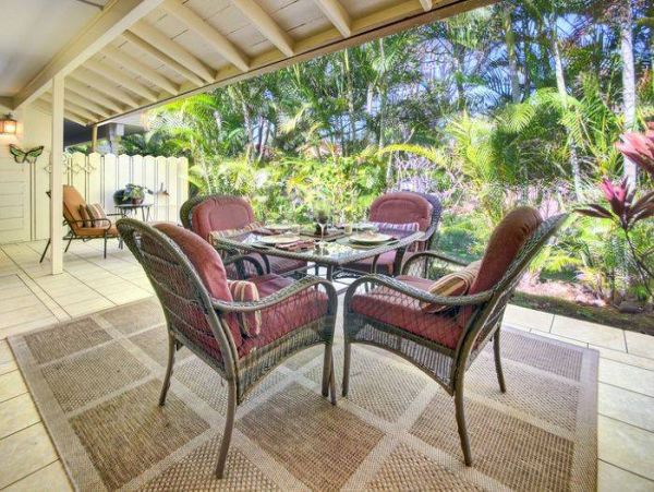 One Bedroom Lahaina Vacation Condo Sleeps 2 Guests