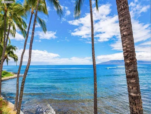 One Bedroom Lahaina Vacation Condo Sleeps 2 Guests