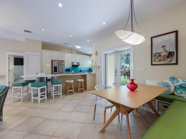 Anna Maria Luxury Vacation Rental Home Sleeps Six Guests