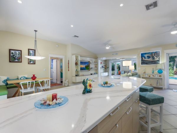 Anna Maria Luxury Vacation Rental Home Sleeps Six Guests