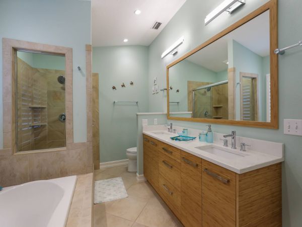Anna Maria Luxury Vacation Rental Home Sleeps Six Guests