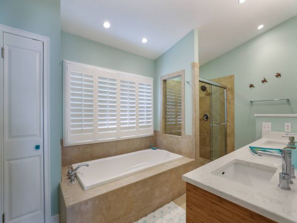 Anna Maria Luxury Vacation Rental Home Sleeps Six Guests