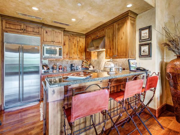 Bachelor Gulch Luxury 2 Bedroom Vacation Mountain Views & Spa