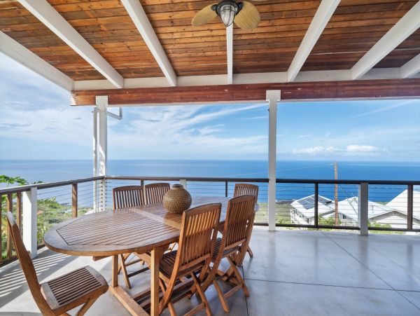 Kona Luxury Vacation Home Four Bedrooms Ocean Views