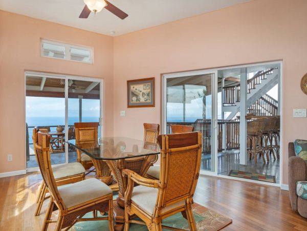 Kona Luxury Vacation Home Four Bedrooms Ocean Views
