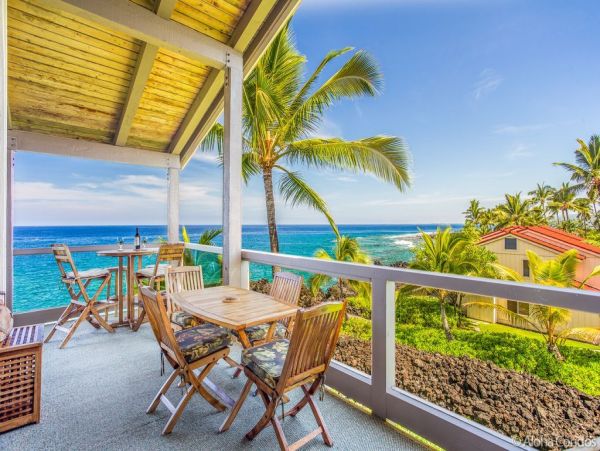 Panoramic Ocean Views with 2 Bedrooms