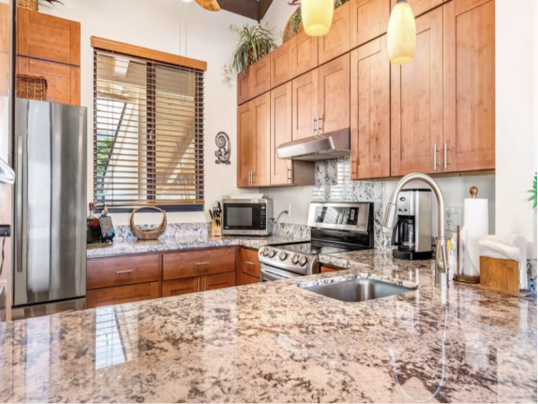 Panoramic Ocean Views with 2 Bedrooms
