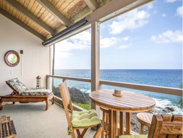 Panoramic Ocean Views with 2 Bedrooms