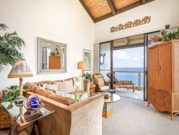 Panoramic Ocean Views with 2 Bedrooms