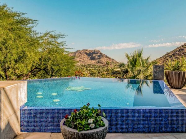 Phoenix Luxury Vacation Rental Pool Home Five Bedrooms