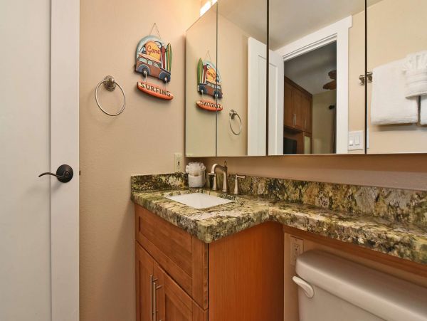 Walk to Beach Three Bedroom Rental Condo in Kihei