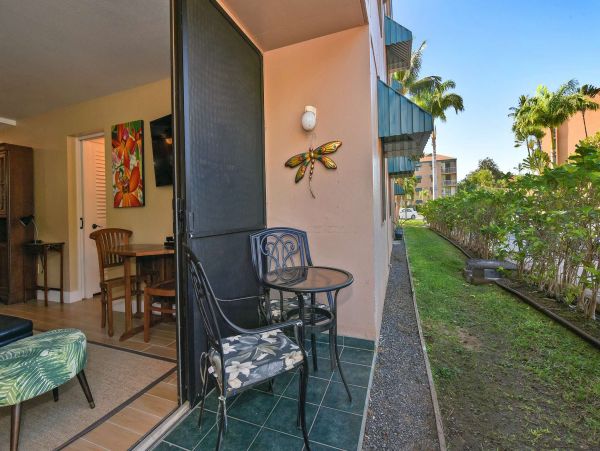 Walk to Beach Three Bedroom Rental Condo in Kihei