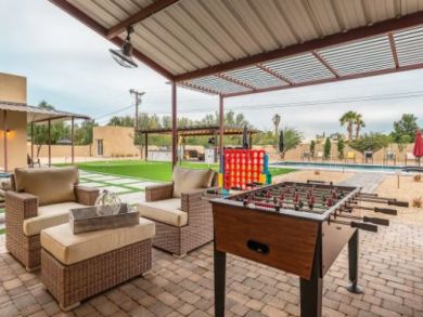 Fabulous Home in Scottsdale Putting Green, Pool & Spa