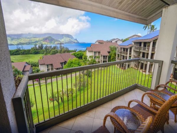 Princeville Vacation Condo with Views and Close to Beach